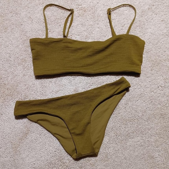 L*SPACE Moss Shorebreak Texture Rebel Top M & Sandy Bottoms S - Picture 3 of 5